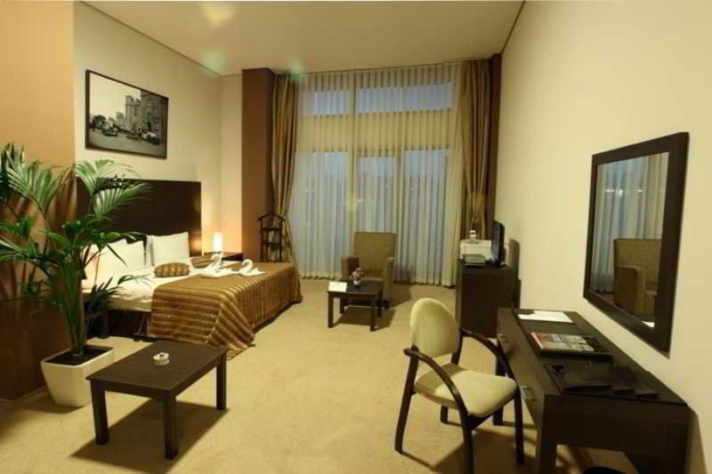 Royal Park Hotel Baku Extérieur photo